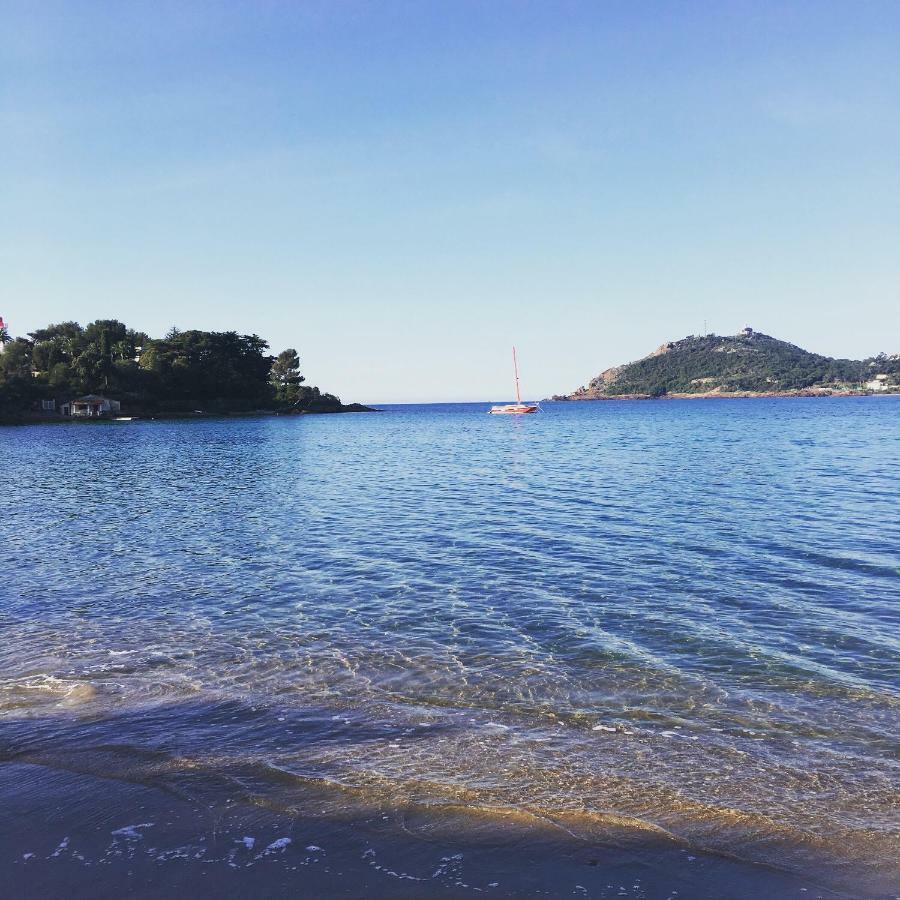 Ferienwohnung „La Cigalerie“ Saint-Raphaël Εξωτερικό φωτογραφία