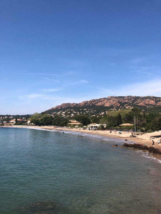 Ferienwohnung „La Cigalerie“ Saint-Raphaël Εξωτερικό φωτογραφία